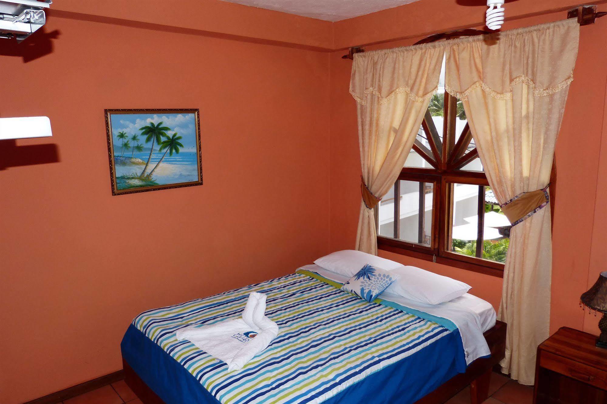 Hostal Castro Galapagos Puerto Ayora  Extérieur photo